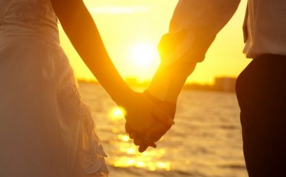 5448de30-81f4-472e-a8c1-32e8b0765237-par-drzanje-za-ruku-718x446