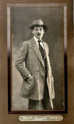 31955960_2060321014289584_1698240853501280256_n